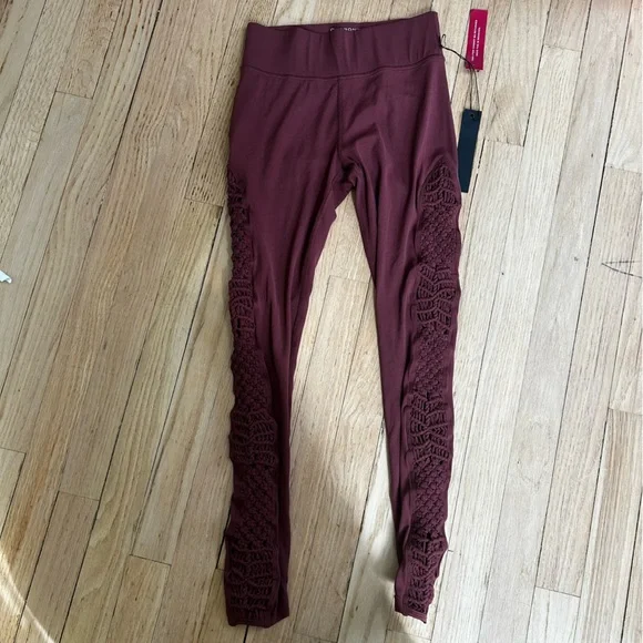 carbon38 tanjung‎ sayang crochet legging mauve womens 7/8 - Picture 2 of 8